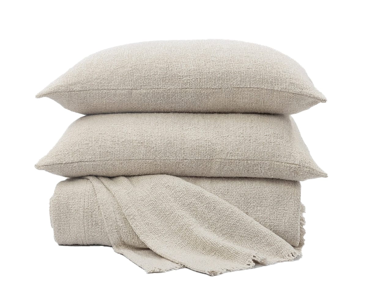 Andrea Pillow