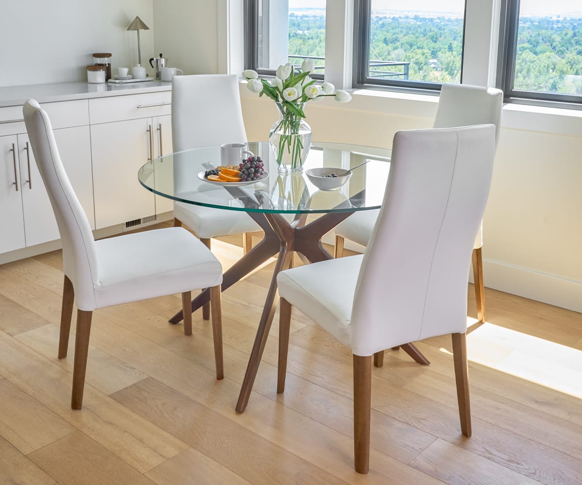 Ardal Round Dining Table